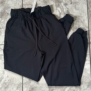 Lululemon Women’s Align Joggers.